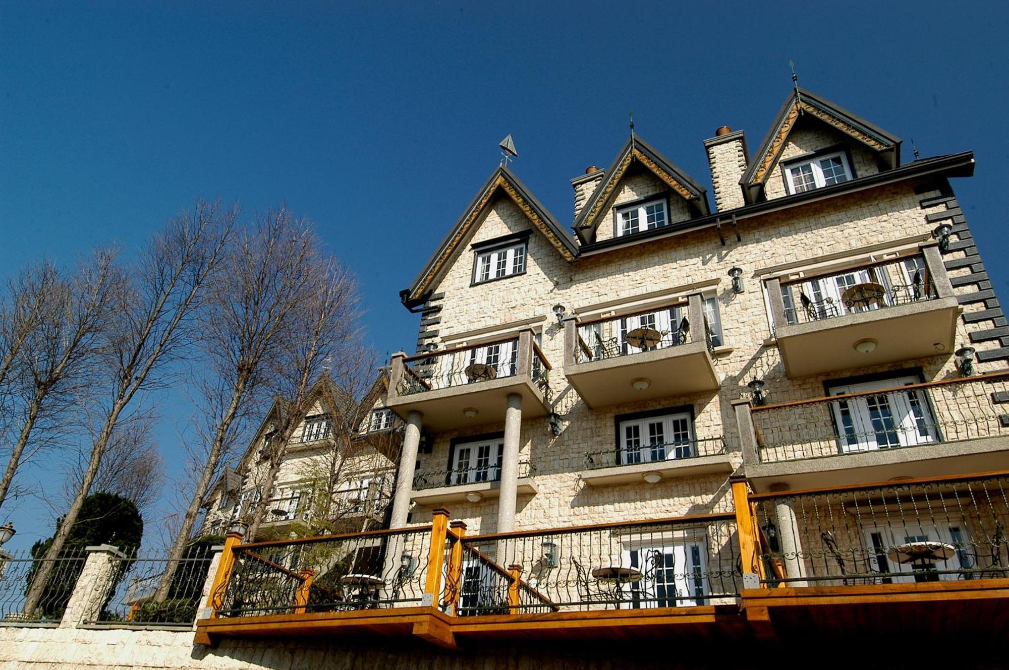 Shangrila Music Villa Ренай Екстериор снимка